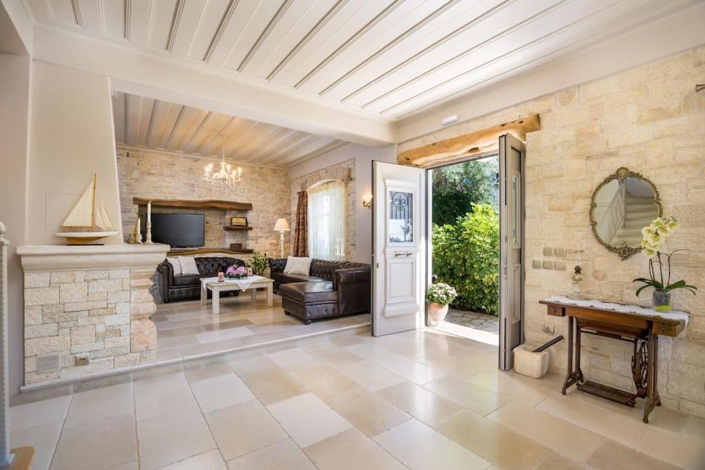 La Maison Villa